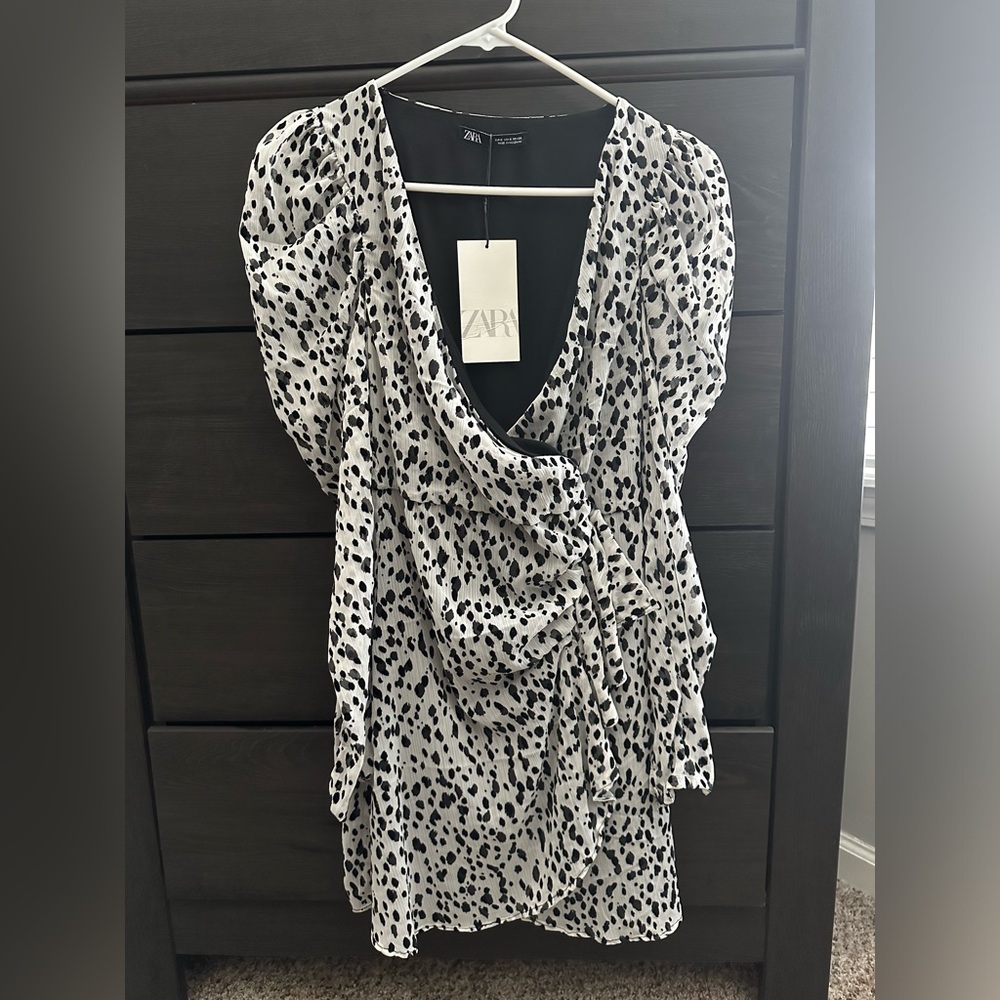 Zara puff sleeves mini dress